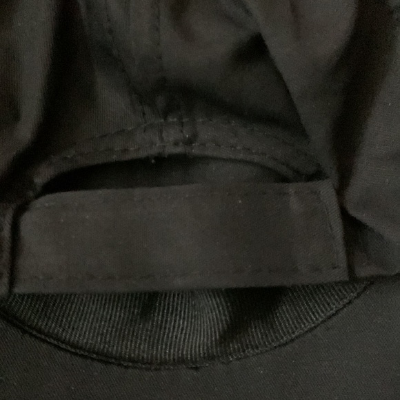 Moschino Kid Black Cotton Sequins Logo Cap - Picture 4 of 7